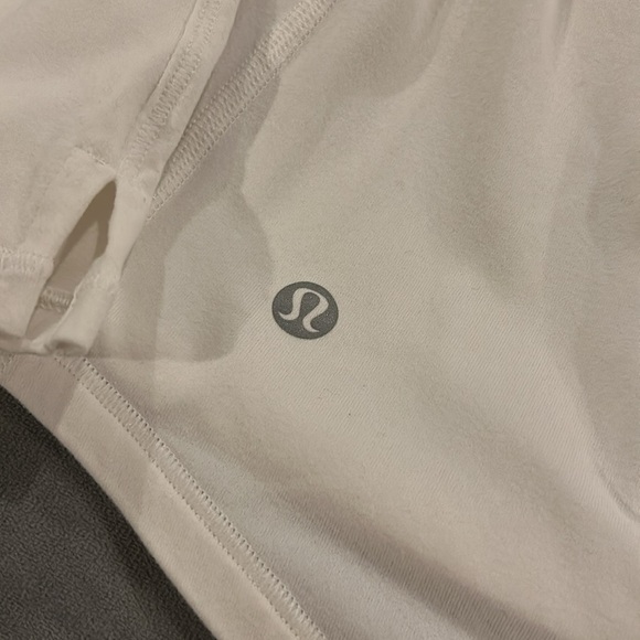 🦄 RARE Lululemon Tuck and Flow Long Sleeve White 6 - Picture 6 of 7